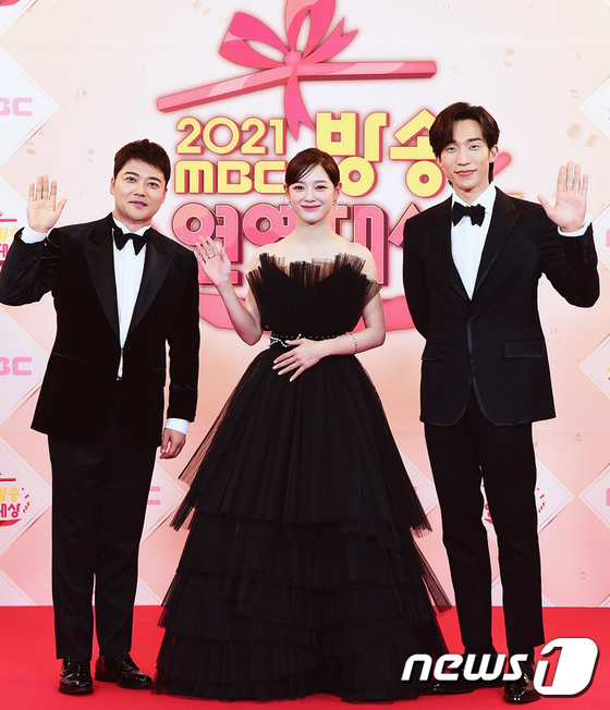 حفل MBC Entertainment Awards 2021 حلقة 2 حفل MBC Entertainment Awards 2021 حلقة 2